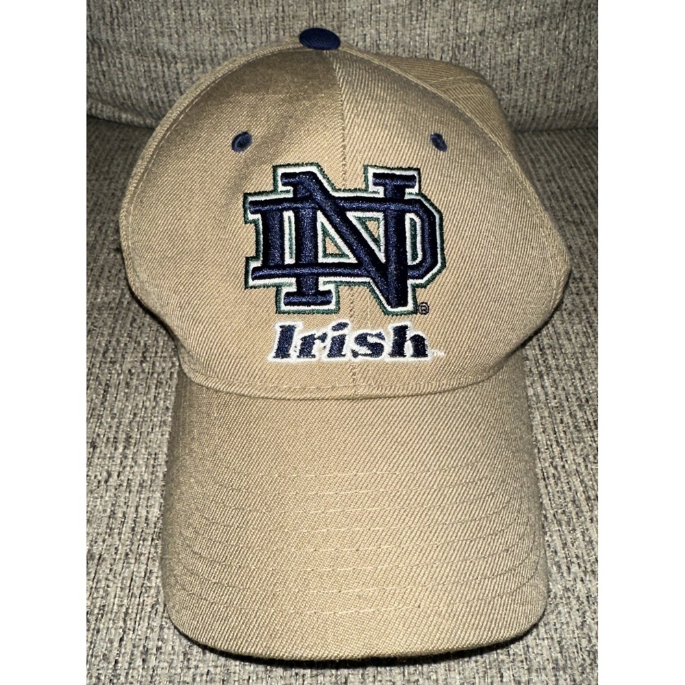 Vintage Notre Dame Fighting Irish Hat Cap Fitted Mens 7 1/4 NCAA Football 90s